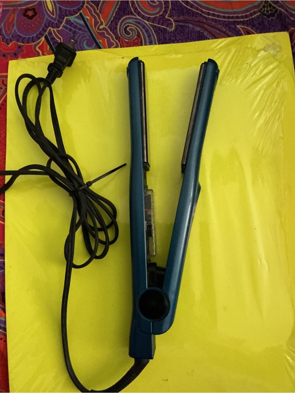 Revlon Teal Hair Straightener Flat Iron